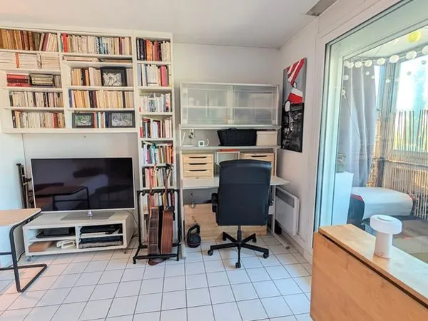 Appartement T2 avec loggia de 11 m² et parking - Montpellier Ouest