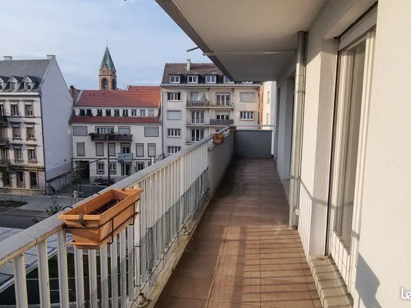 Appartement 2 pièces de 58 m2 avec garage