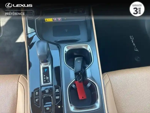 Lexus Nx 450h+ executive 4wd my24 — photo 9