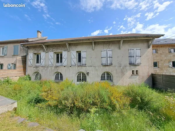 Propriété 9 pièces 320 m²