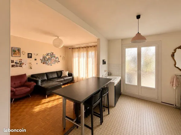 Appartement 59 m² rénové - Salins / Piscine Coubertin