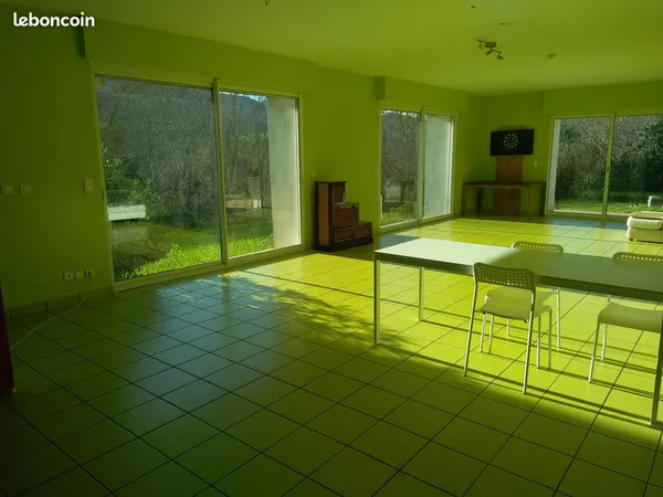 Maison mitoyenne au coeur du pays basque