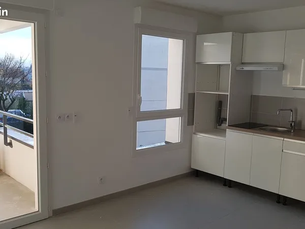 Appartement 2 pièces 44m² + parking