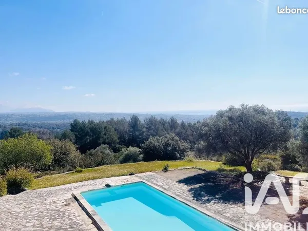 Propriété 12 pièces 400 m²