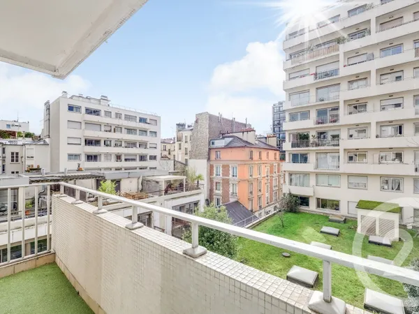 Studio 1 pièce 30 m²