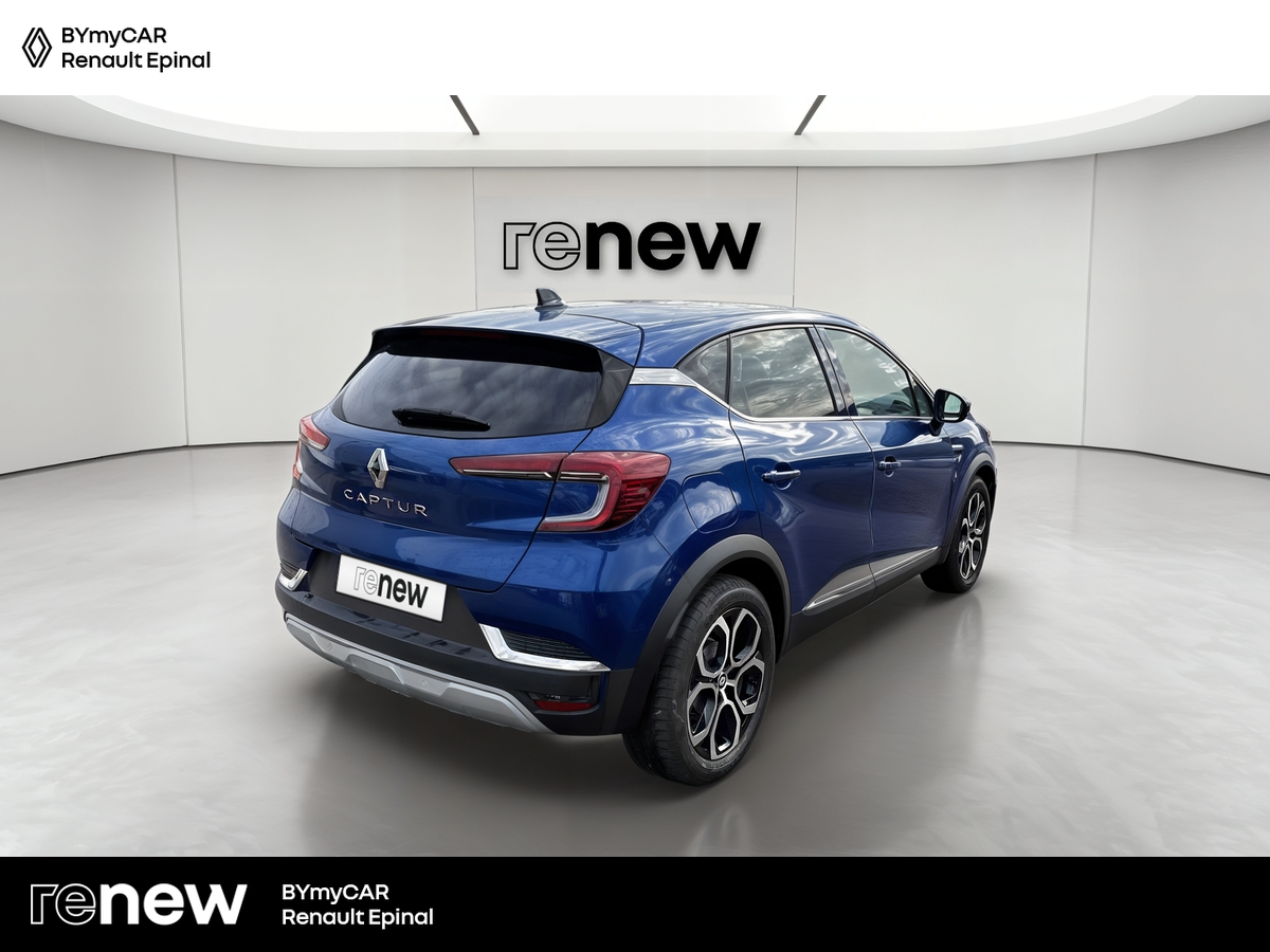 Renault Captur mild hybrid 140 — photo 5