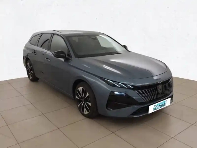 Peugeot 308 sw hybrid 145 e-dcs6 — photo 3