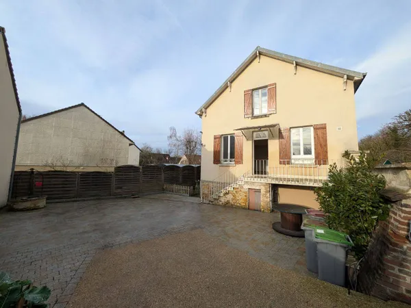 Maison 4 pièces 100 m²