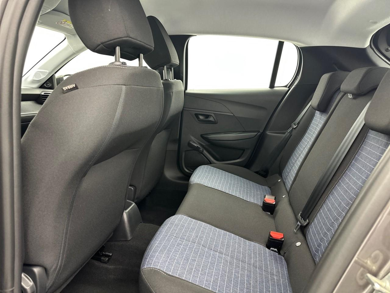 Peugeot 208 puretech 75 s&s bvm5 like — photo 12