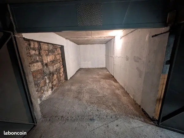 Grand box/parking/stockage à louer proche de Nation