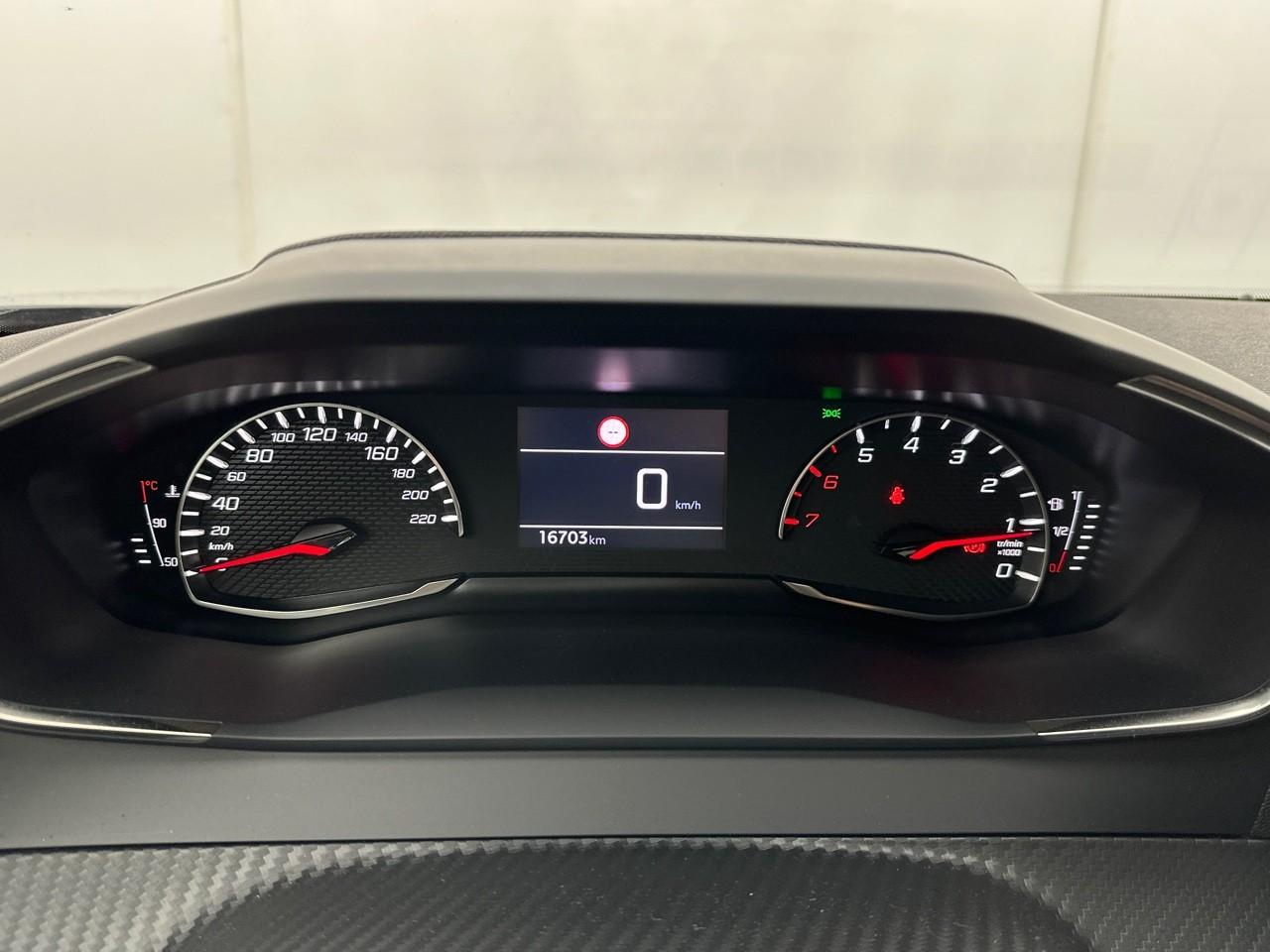 Peugeot 2008 puretech 100 s&s bvm6 allure — photo 21
