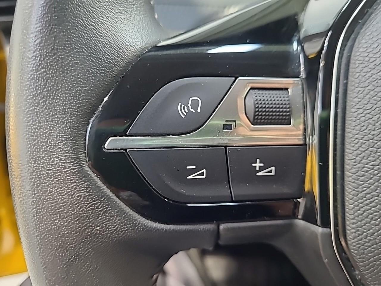 Peugeot 208 puretech 75 s&s bvm5 active pack — photo 22