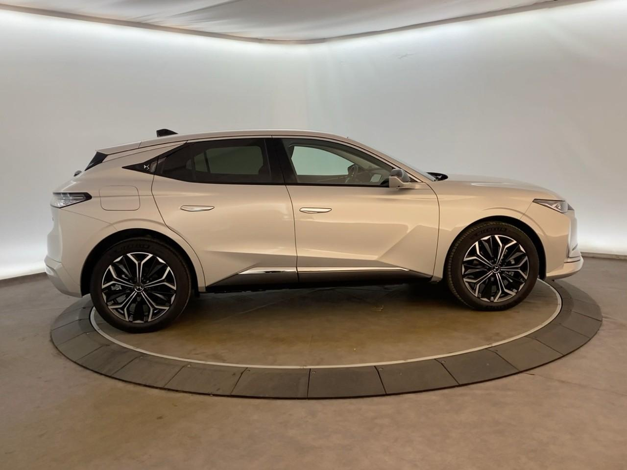 Ds Ds 4 bluehdi 130 eat8 etoile - alcantara — photo 4