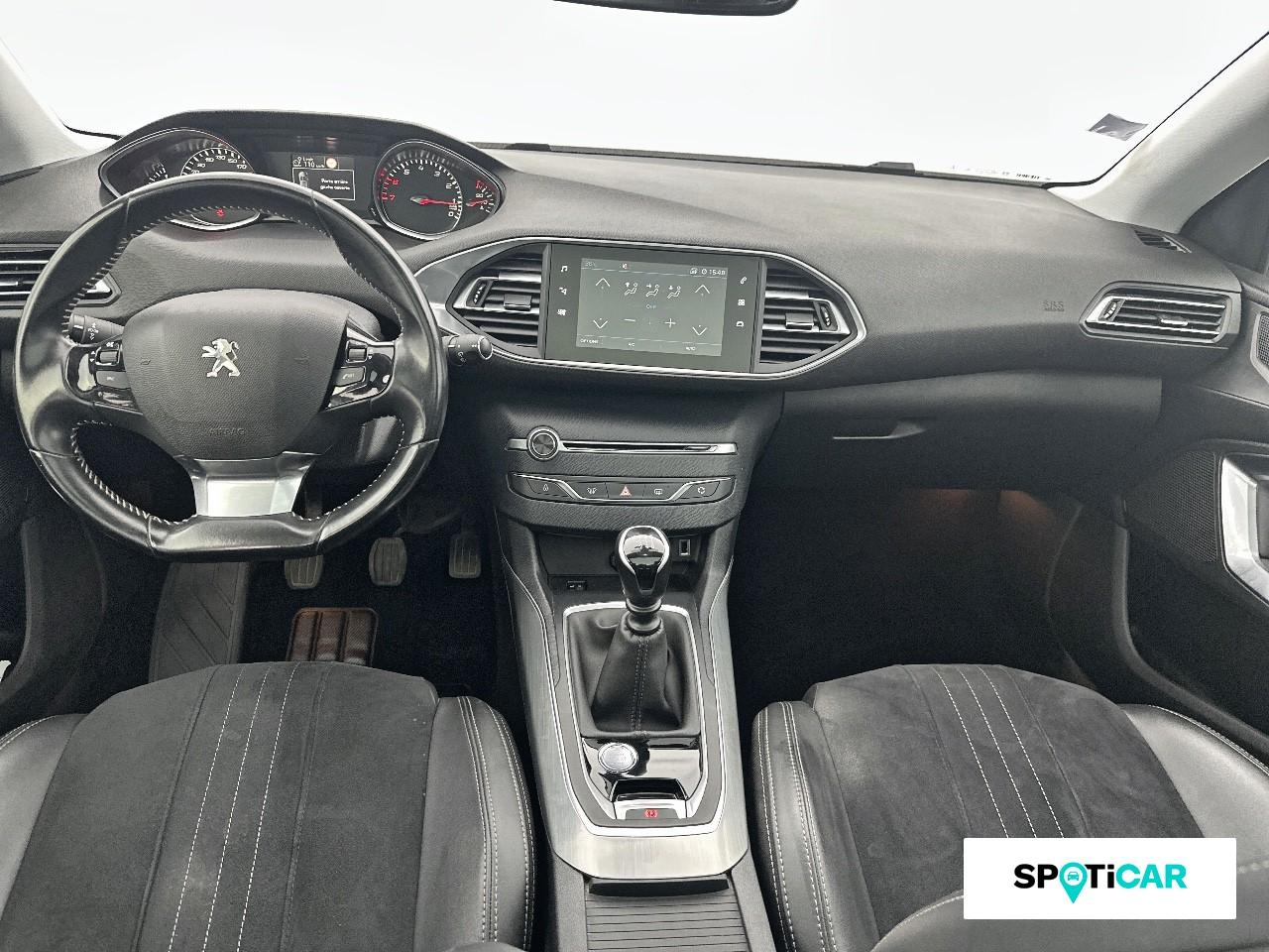Peugeot 308 1.2 puretech 130ch e6.3 s&s gt line — photo 8