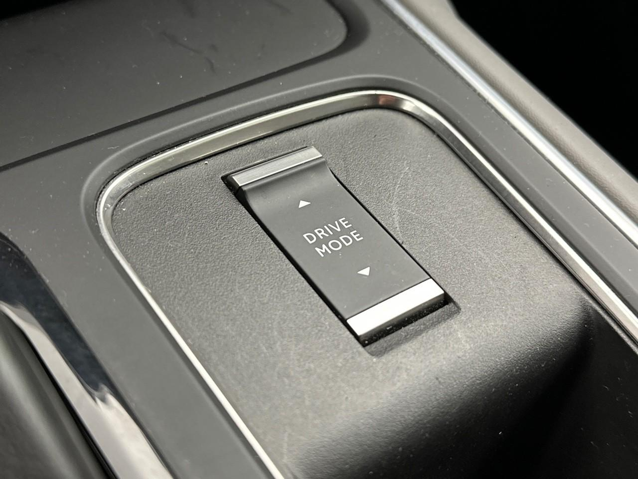 Citroën C5 Aircross hybride rechargeable 225 s&s e-eat8 shine — photo 31