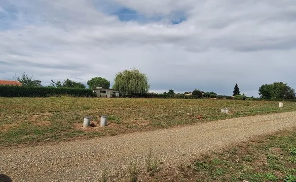 Terrain 969 m²