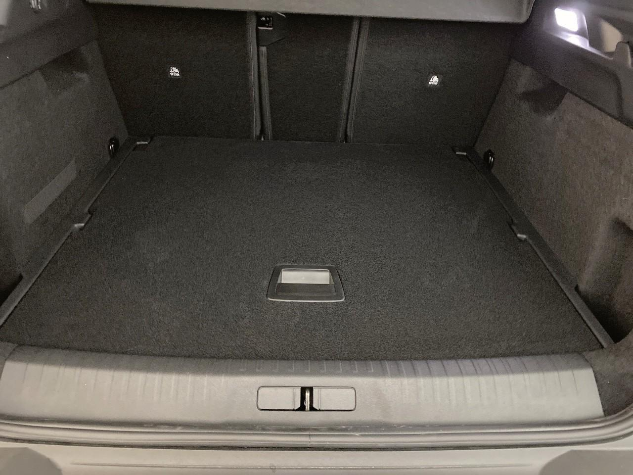 Peugeot 3008 hybrid 145 e-dcs6 gt — photo 6