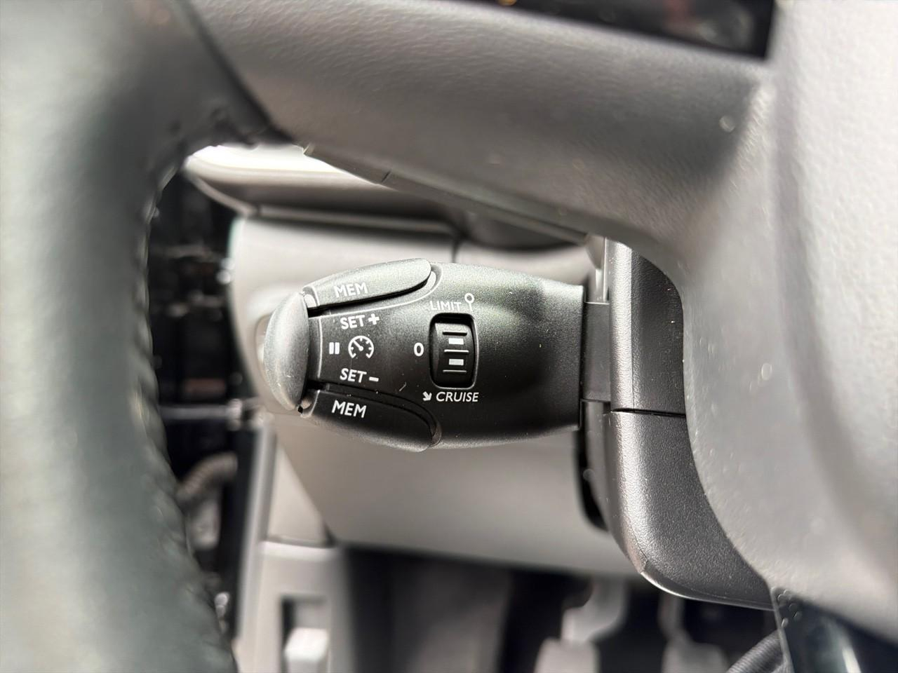 Citroën C3 bluehdi 100 s&s bvm6 shine — photo 20