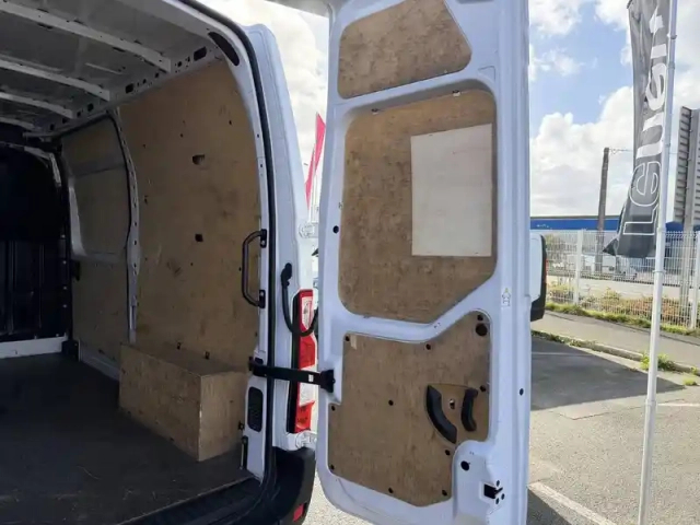 Renault Master fgn trac f3500 l2h2 blue dci 135 — photo 56