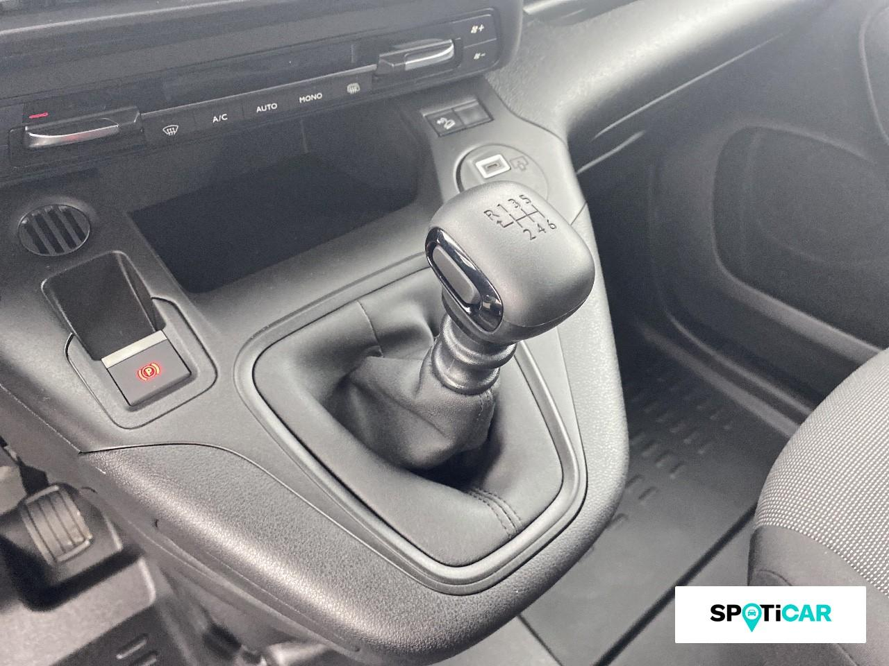 Citroën Berlingo xl diesel 100ch cabine approfondie repliable — photo 14