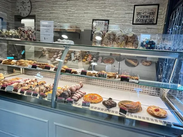 Boulangerie/pâtisserie - logement (2 en 1)