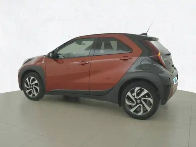 Toyota Aygo X 1.0 vvt-i 72 s-cvt — photo 32