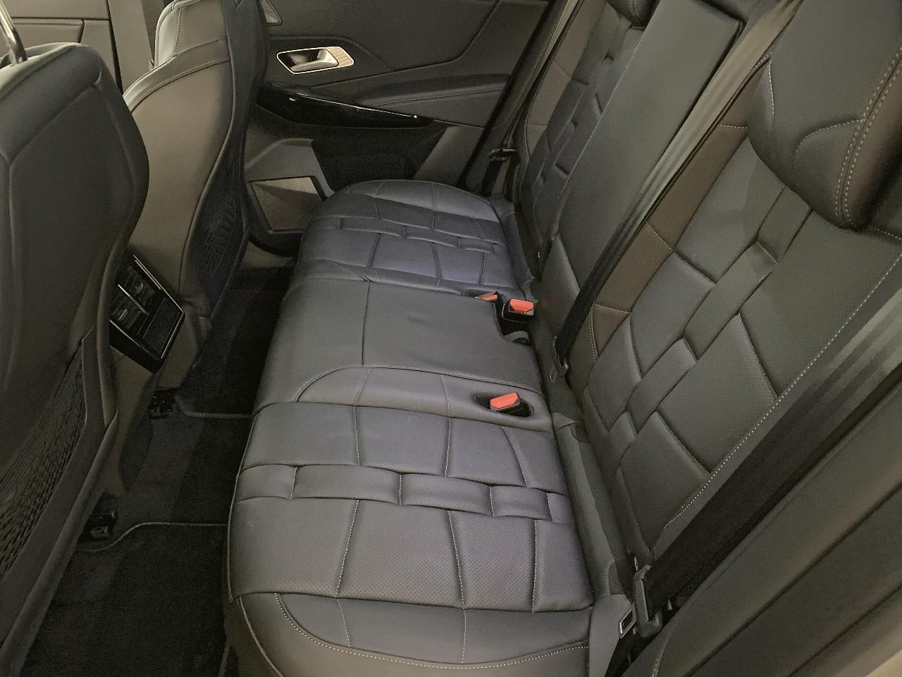 Ds Ds 7 crossback bluehdi 130 eat8 etoile — photo 10