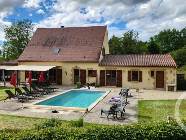 Maison 9 pièces 250 m²