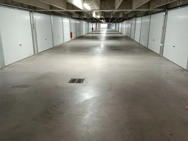 Location garage fermé