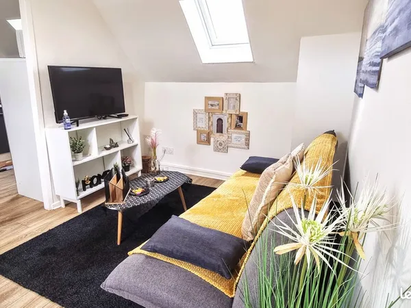 Appartement T2 rénové de 37 m² - Quartier Comédie