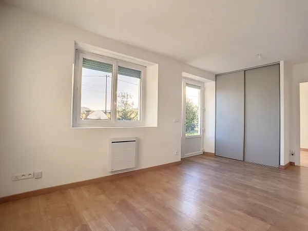 A louer ASSAT Appartement T2 avec jardin de 600 m²
