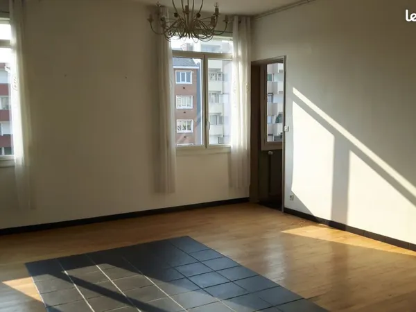 Douai Centre - Appartement T4 de 100 m² - 3 chambres - Lumineux et traversant