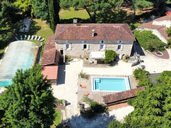 La Buissière — Propriété de charme & activité gîtes à saisir