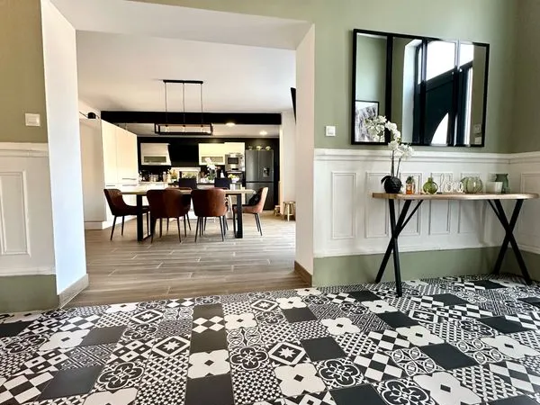 Maison 7 pièces 180 m²