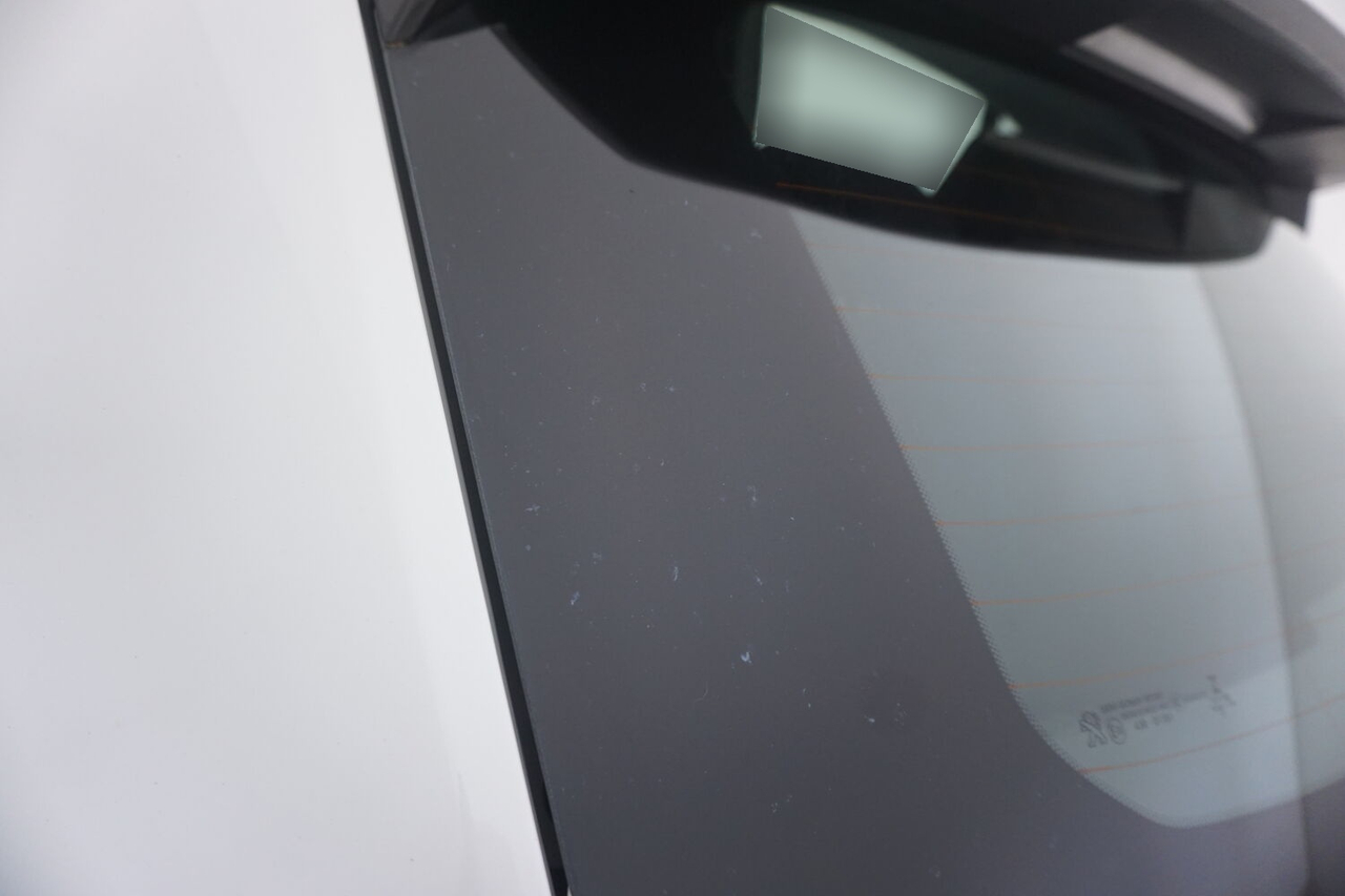 Peugeot 208 — photo 29