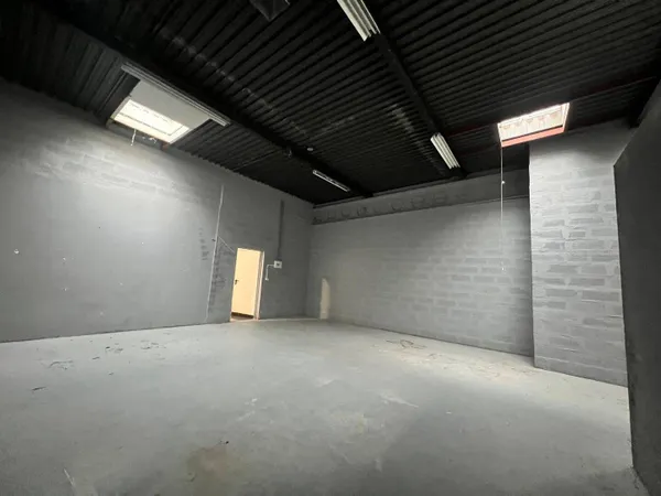 Local commercial 60 m²