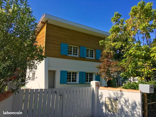 Location à l'année Particulier loue à Andernos maison meublée, 100m2, proche commerces, plage et pis