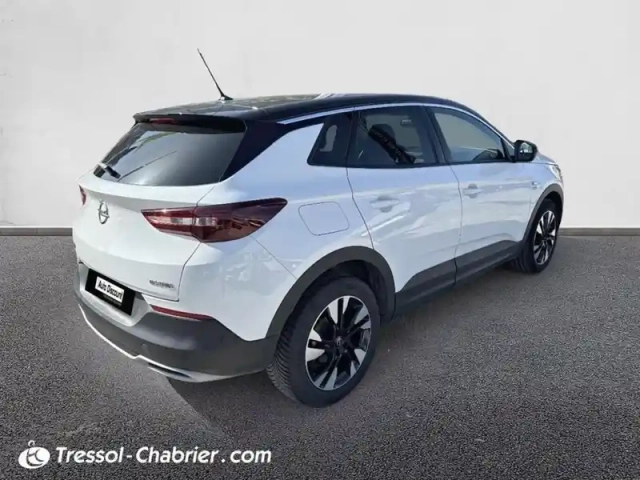 Opel Grandland X 1.2 turbo 130 ch design line 120 ans — photo 2
