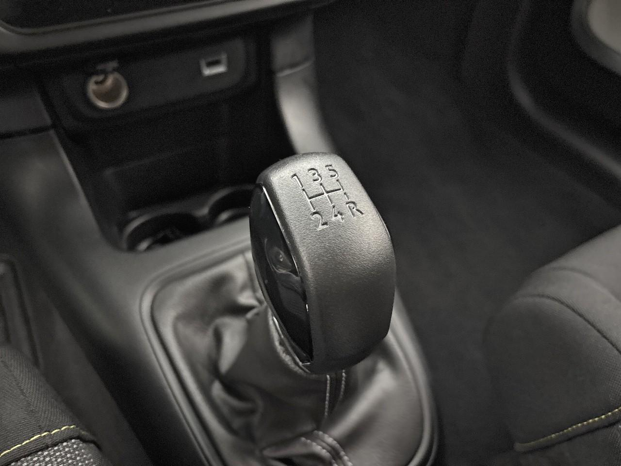 Citroën C3 societe puretech 83 s&s bvm feel nav — photo 31