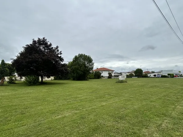 TERRAIN À VENDRE TARBES