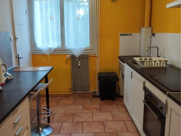 Loue chambre appartement