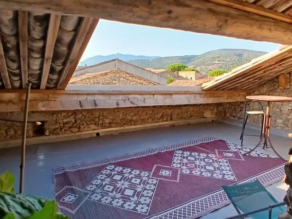 Maison de village typique Montpeyroux