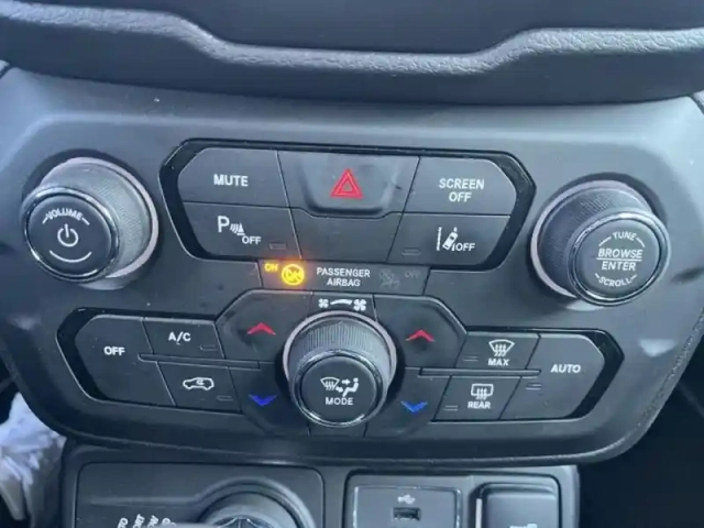 Jeep Renegade 1.3 gse t4 190ch 4xe 80th anniversary at6 my21 — photo 15