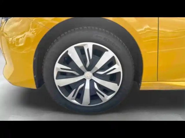 Peugeot 208 1.2 puretech 75ch s&amp;s active pack — photo 9