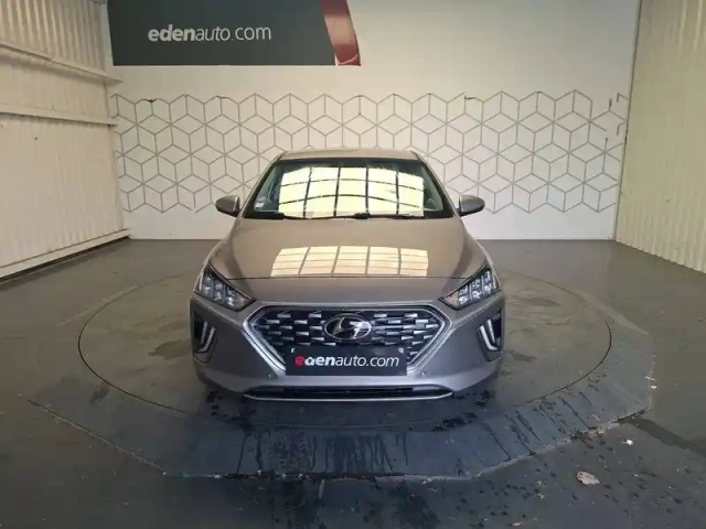 Hyundai Ioniq plug-in 141 ch — photo 36