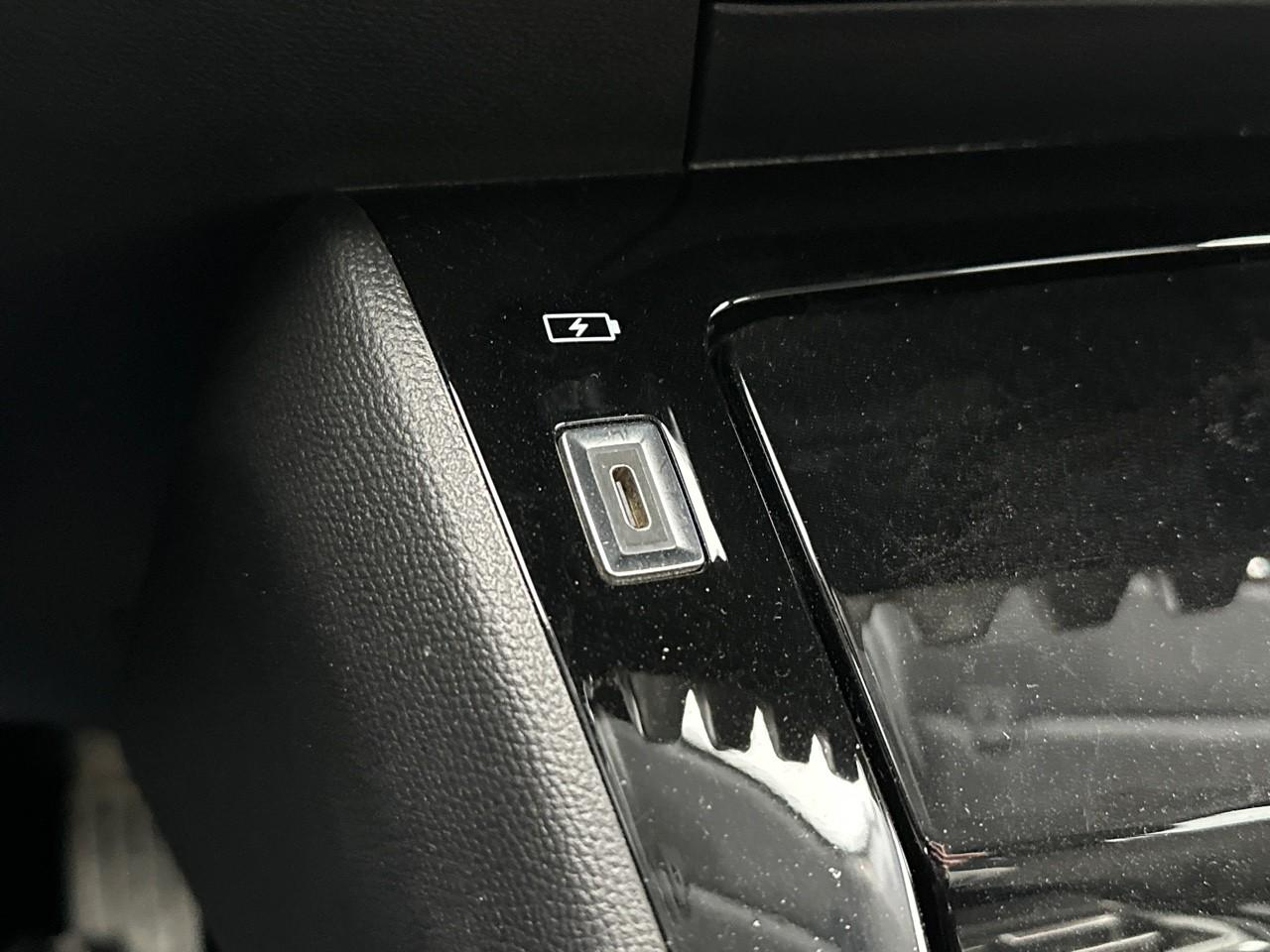 Peugeot 208 puretech 100 s&s eat8 active pack — photo 29