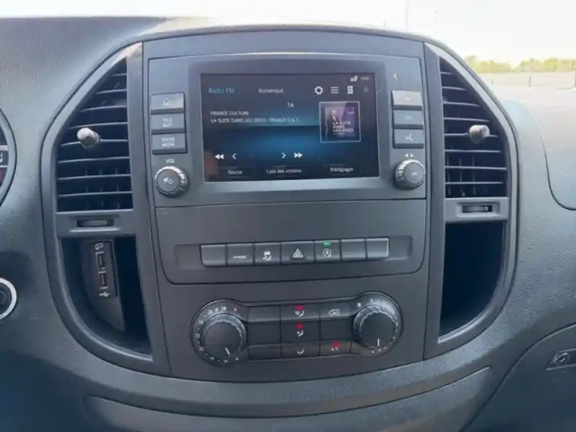 Mercedes Vito 114 cdi fourgon long bva 9g-tr — photo 11