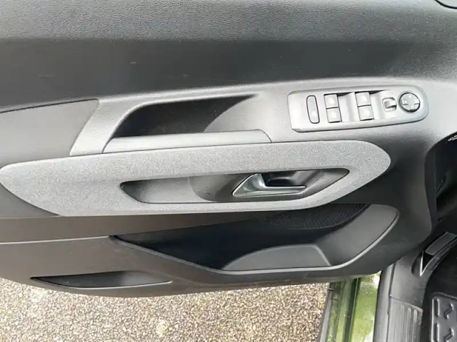 Peugeot Rifter m bluehdi 130 s&amp;s eat8 5pl — photo 61