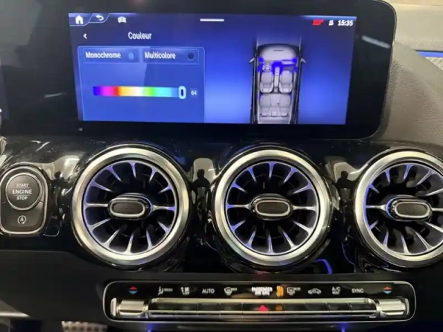 Mercedes Gla 200 d amg line — photo 36