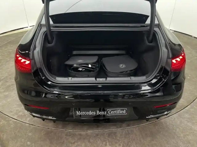 Mercedes Classe E berline 300 amg line — photo 10